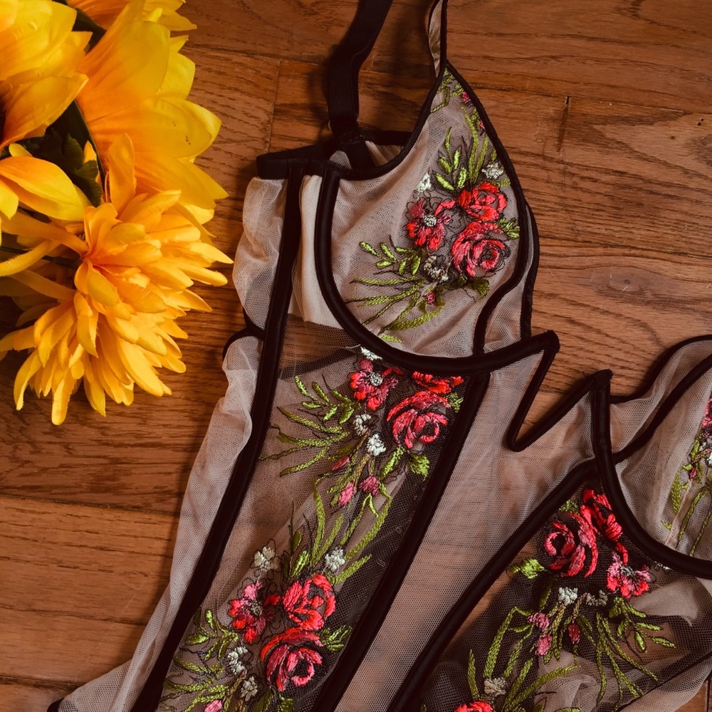 Rose Embroidered Victoria's Secret Garter Slip